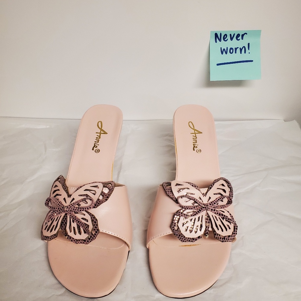 NEW Annie butterfly light pink kitten heel low heel 8.5 Bambi pastel baby pink